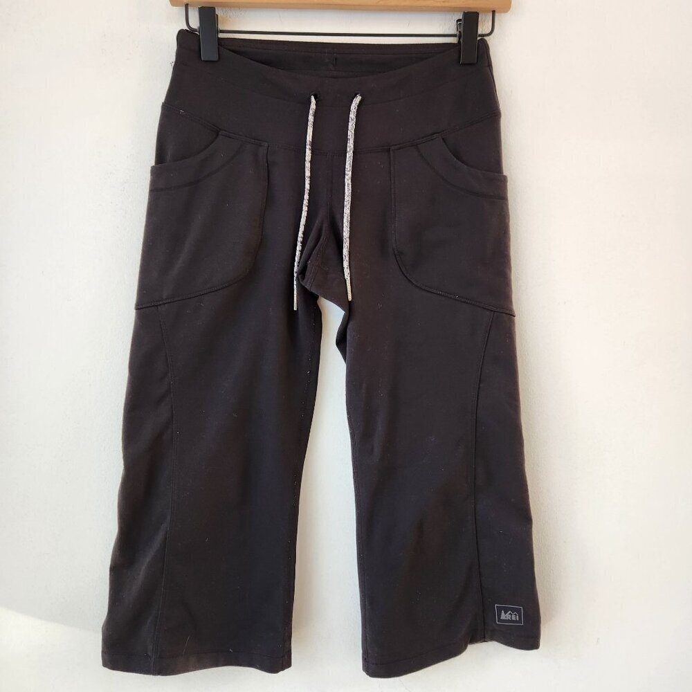 REI Black Stretch Cropped Sweatpants Wide Flare Leg Athleisure Pants Women's XS